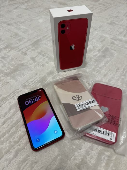 Iphone 11 Red,impecabil, la cutie cu factură de achizite