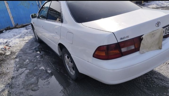 срочна продам машину Тайота windom.