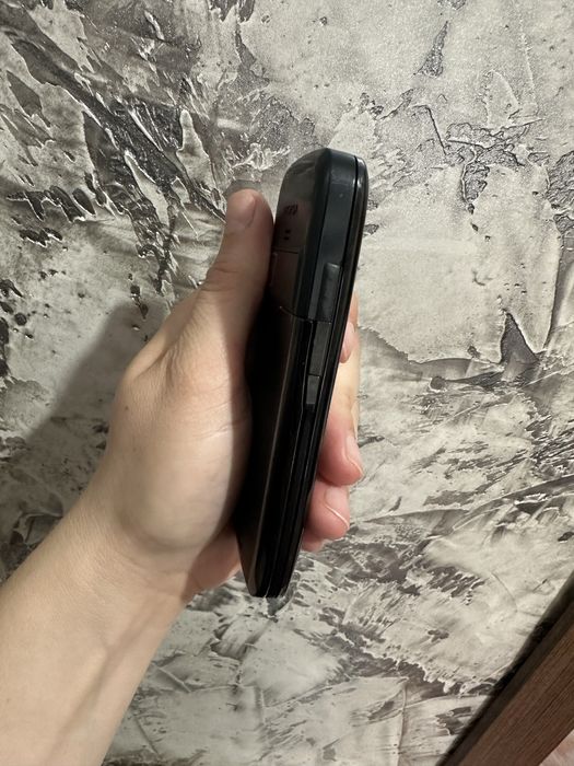 Продам Nokia E51-1.