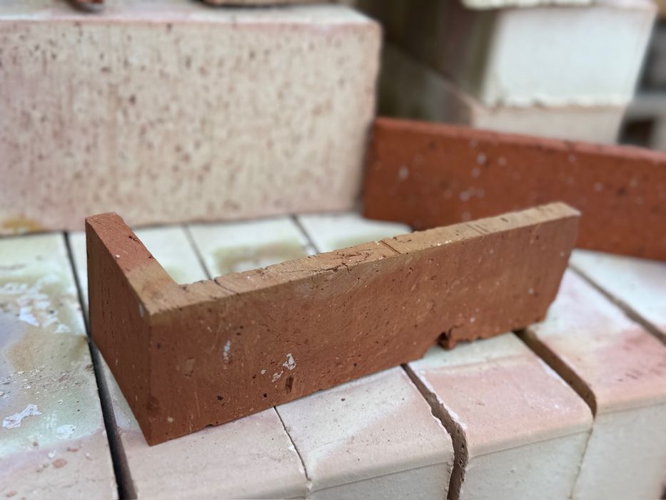 Elemente de colt din caramida, coltare pervaz treapta spaleti