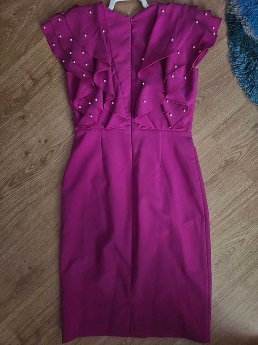 Vand rochie marimea 38 Starshiners