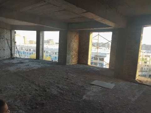*Lafayette возле речки,319школа Коробка 79м2 3ком квартира.Выгодно!