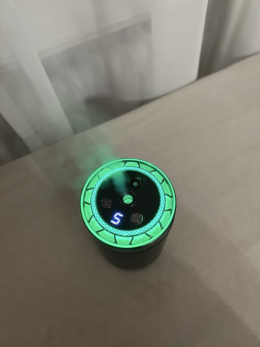 Difuzor aromaterapia auto - livrare gratuita