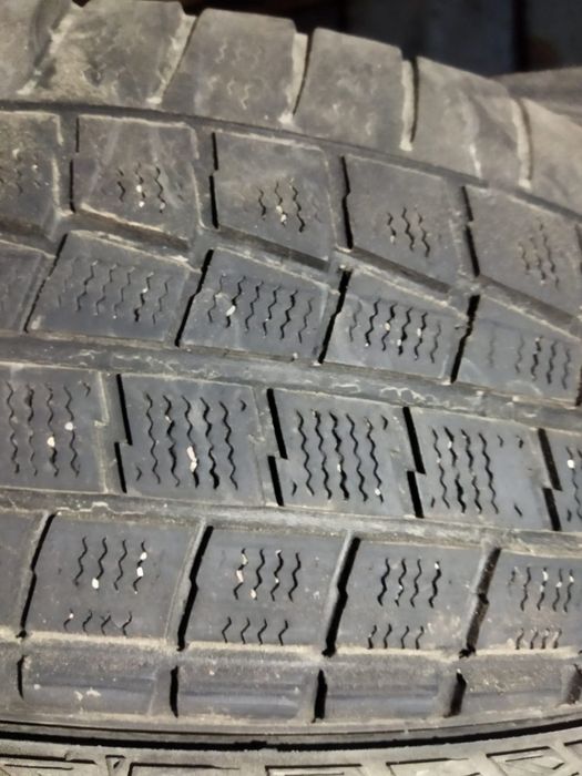 Продаю автошины.