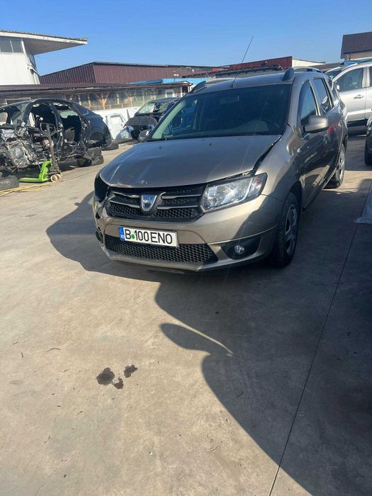vand dacia logan 898 benzina turbo cu gaz avariata masina porneste