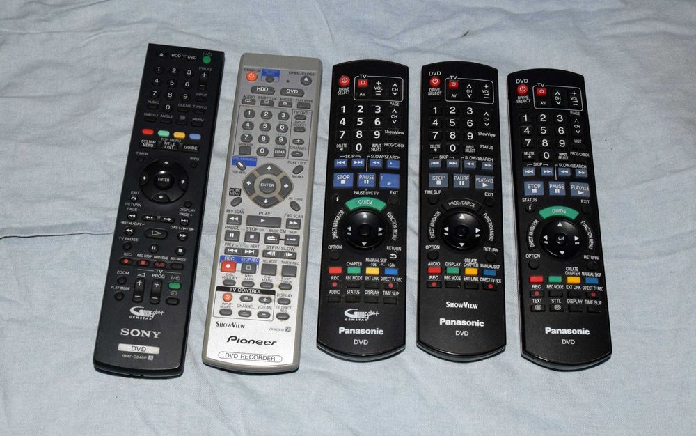 DVD recorder Panasonic , Sony si Pionier