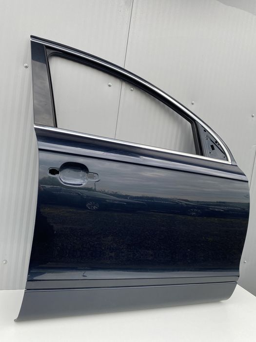 USA Dr  fata Audi Q 7 cod de culoare LC5F