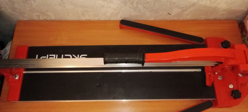 Продам плиткорез