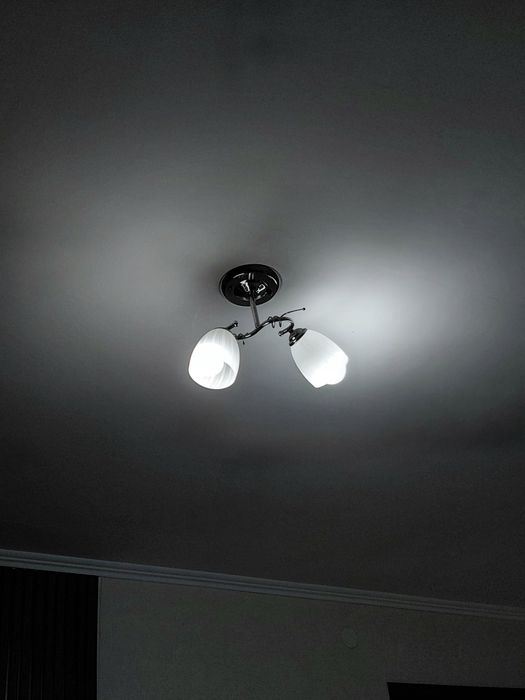 Люстра б/у 2 ламп