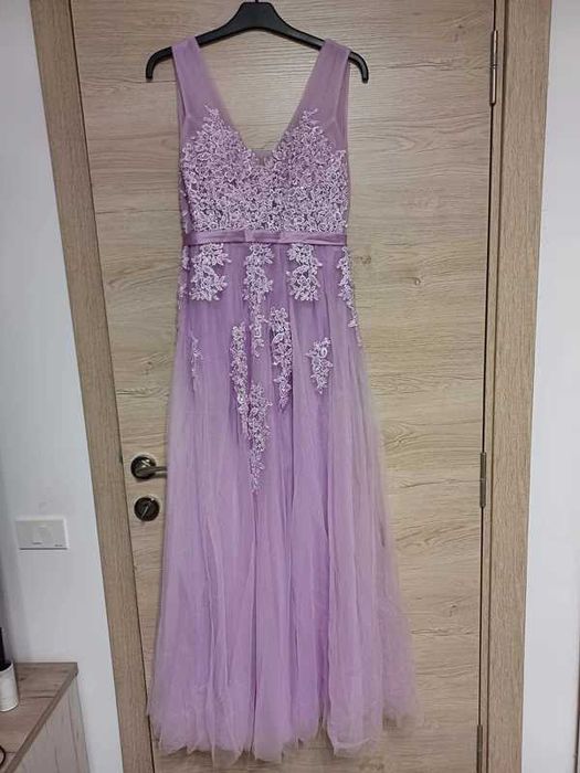 Rochie de ocazie purtata o singura data