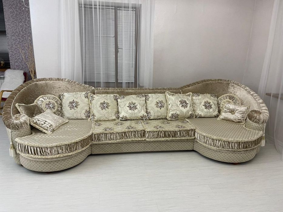 Диван в гостиную