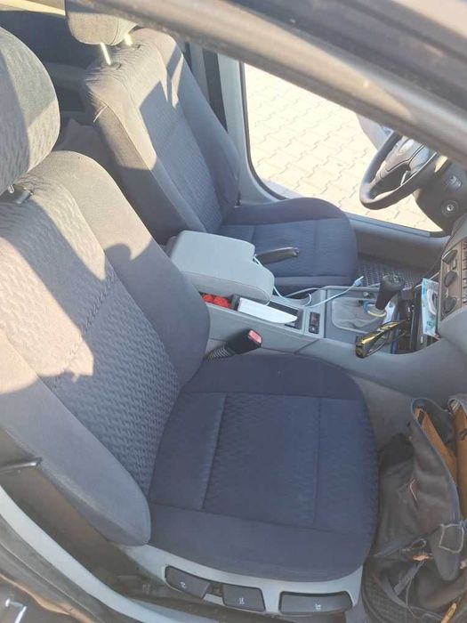 Aspirator injectie extractie tapiterie covoare saltele