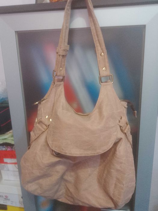 Кожени дамски чанти