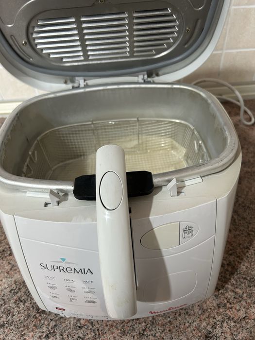 Фритюрница Moulinex