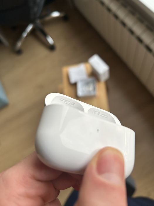 Безжични слушалки Airpods Pro 2 + подарък резервни тапи