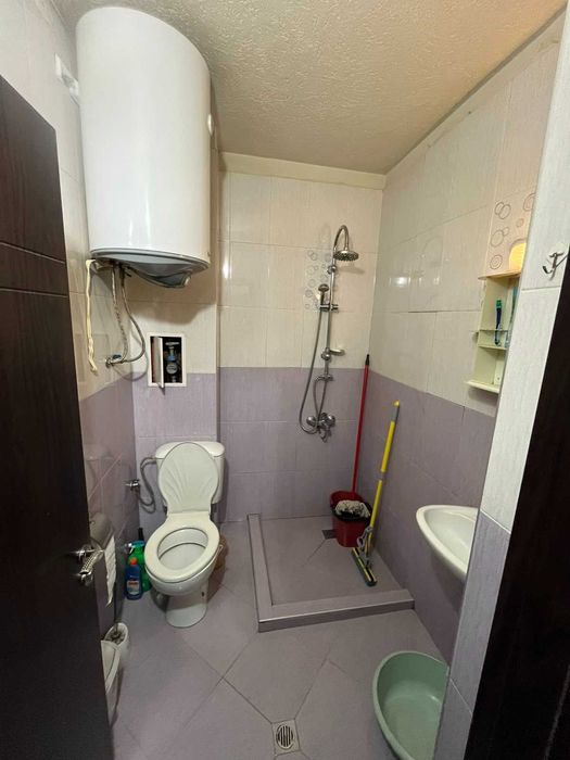 Продавам апартамент в старата част на Овча купел