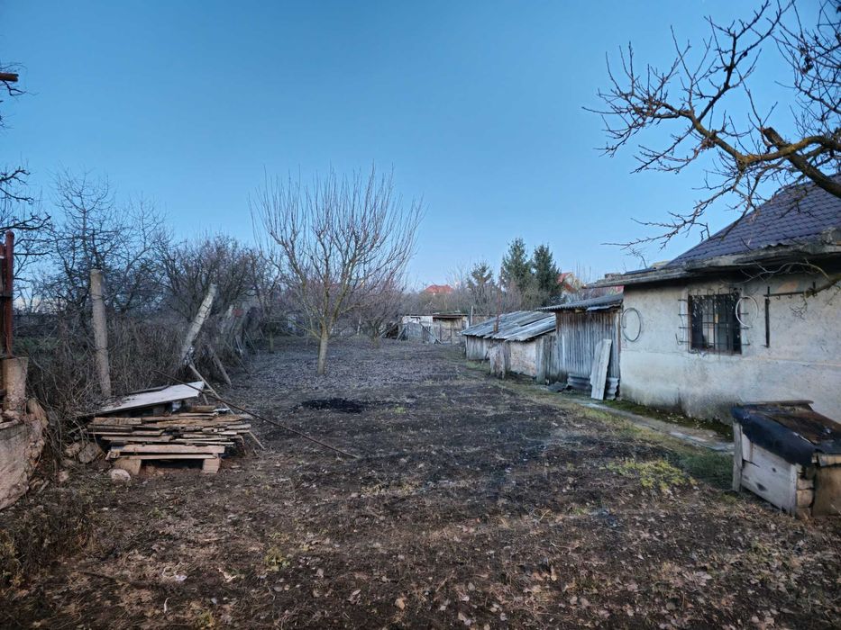Vand casa cu teren, pentru investitii, constructie sau renovare