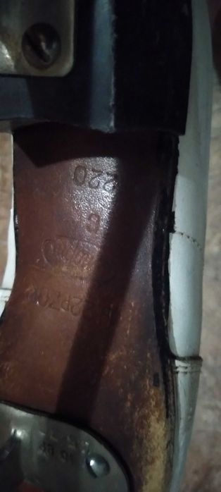 Коньки фигурные белые