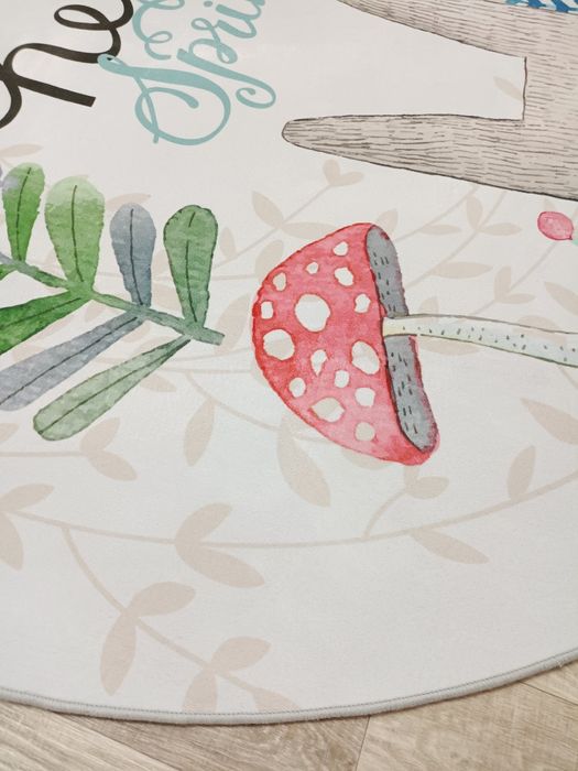 Продам ковер в детскую