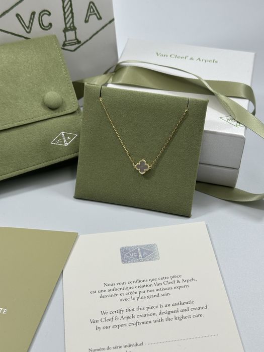 Brățară MINI Van Cleef & Arpels Gold 750 White Pearl