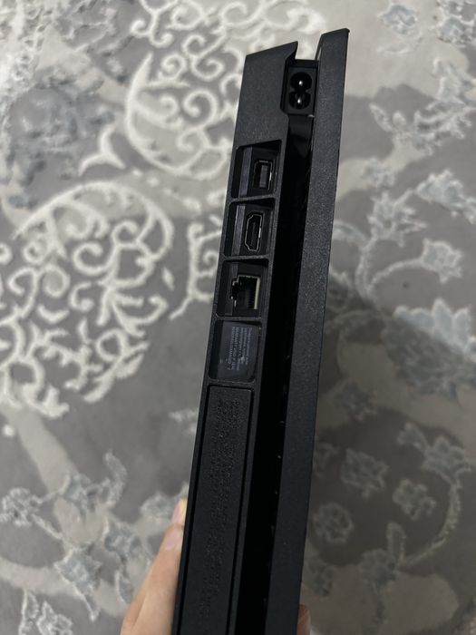 Продается/обмен пс4 Выгодно