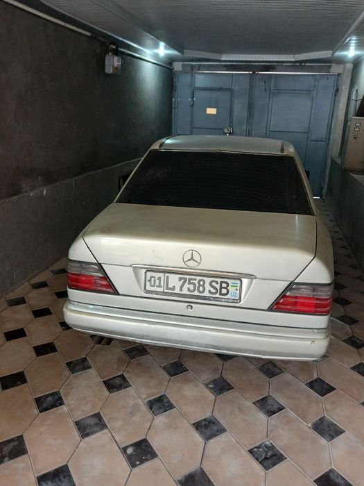 Mers W124 sotiladi