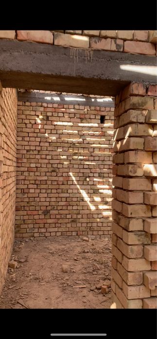 Участка сотилади 2 сотих 4 хона