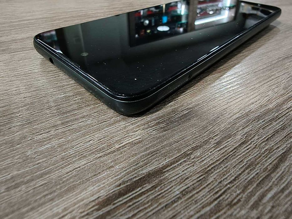 Мобилен телефон Motorola G40