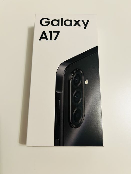 Samsung A17 Nou in cutie