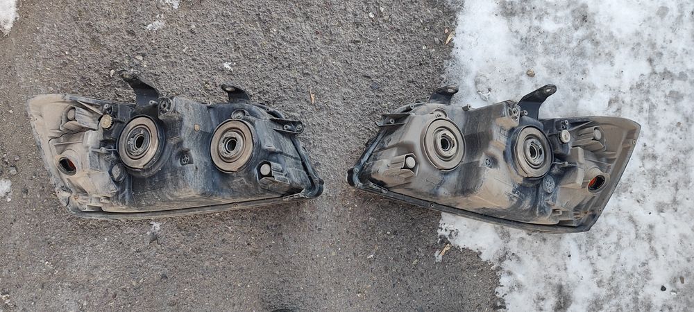 Фары toyota Highlander