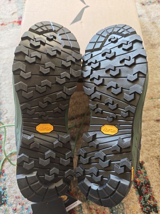 Ghete drumetie salewa gore tex ms alp trainer 2. PRET FIX