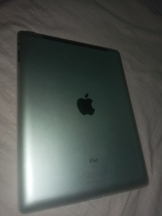 iPad ПРОДАЁТЬСЯ. Состояные бу