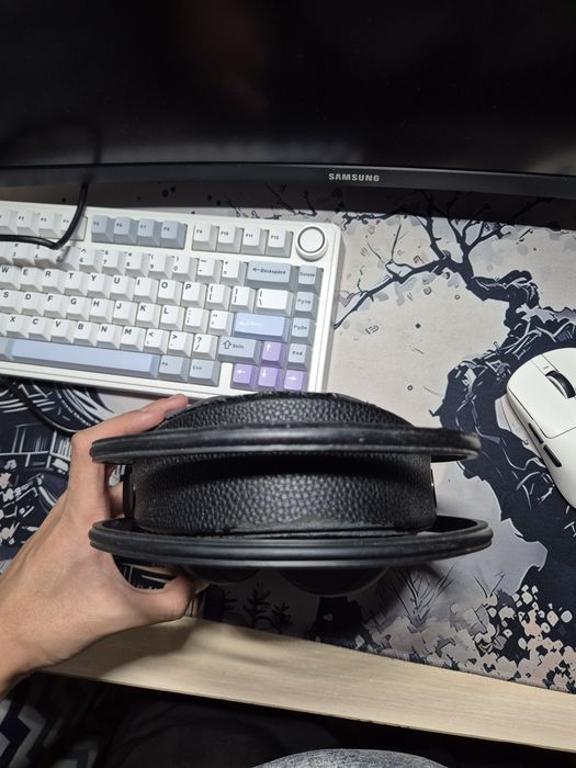 Продам наушники Tanbow C3U