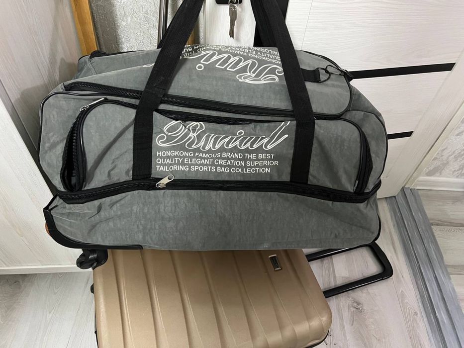 Чемодан тканевая .