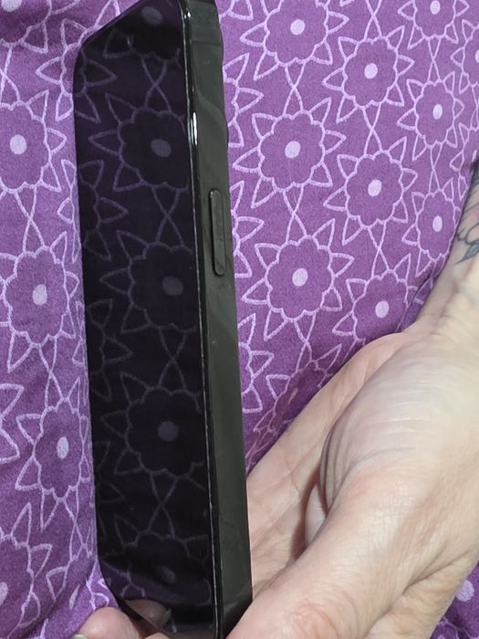 IPhone 14 pro. 256mb