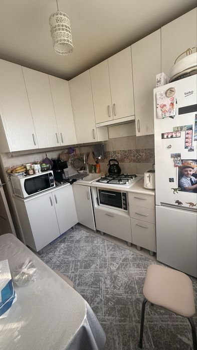 Продам трехкомнатную квартиру