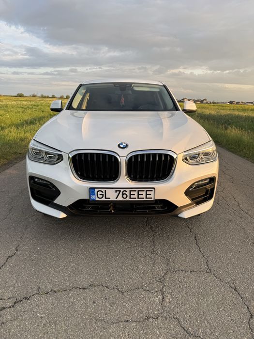BMW X4 3.0 xDrive – 2021 | Alb Perlat | Impecabil