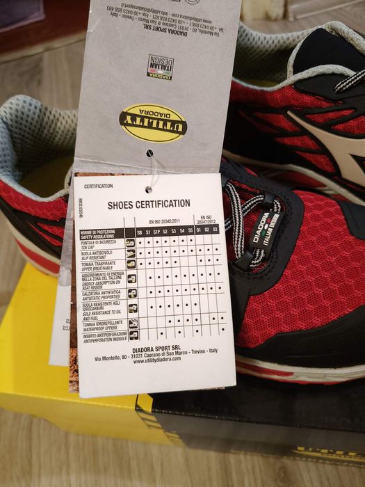 Туристически обувки DIADORA