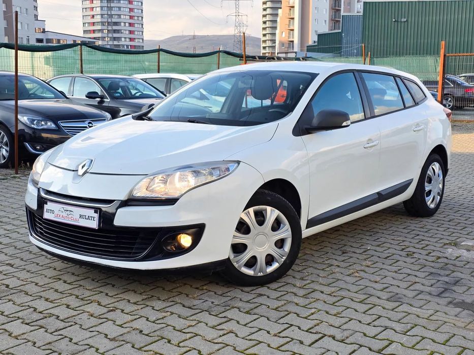 Renault Megane 1.5 Diesel 110 CP, Navigatie, Pilot