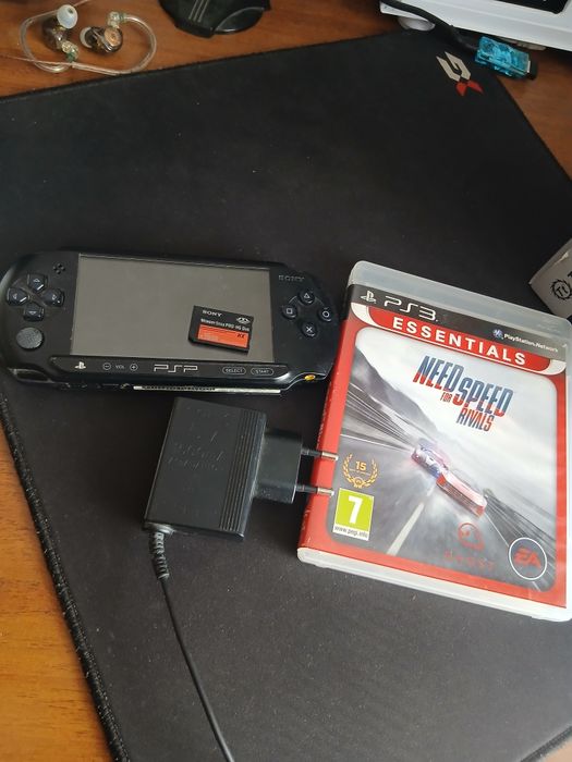 продам приставку SONY PSP