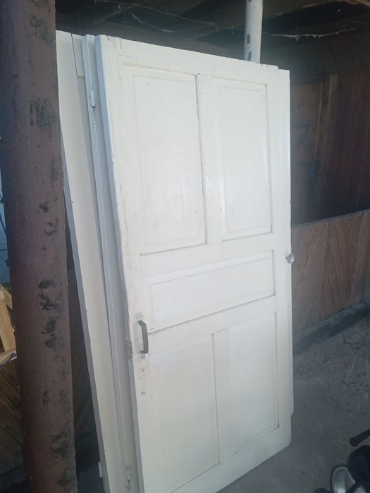 Двери чистое дерево