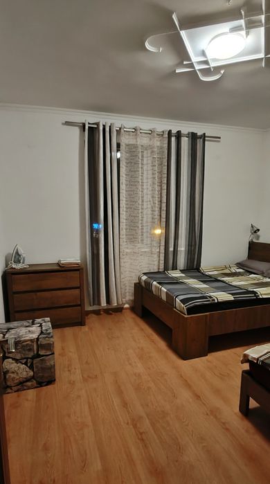 Дава се под наем Тристаен апартамент в София, Оборище - 90 кв.м за 698.19 € - Снимка #4