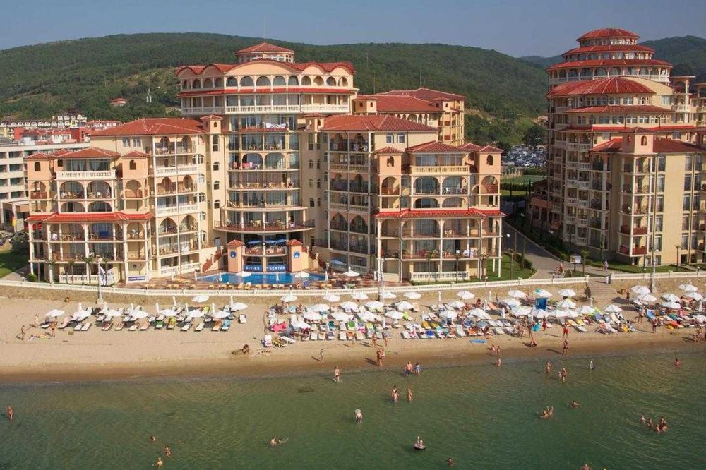 Продава се Двустаен апартамент в к.к. Елените - 53 кв.м за 760 €/кв.м - Снимка #14