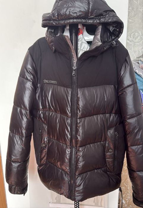 Продам зимнюю куртку