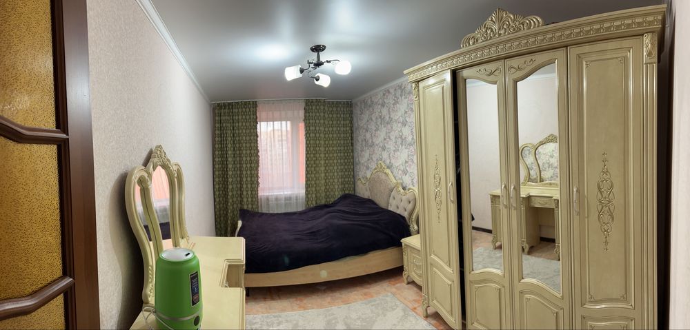 Продам спальный гарнитур