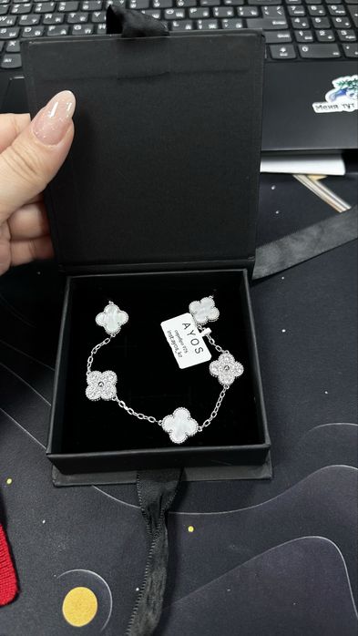 Браслет Van Cleef