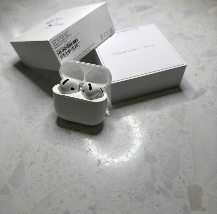 Продам AirPods 4 ANC - как новые