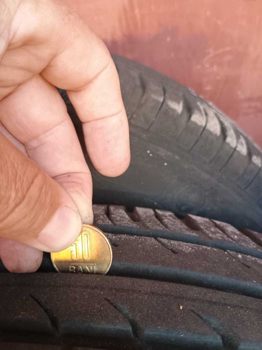 Vând  anvelope de vara-  185/65/15