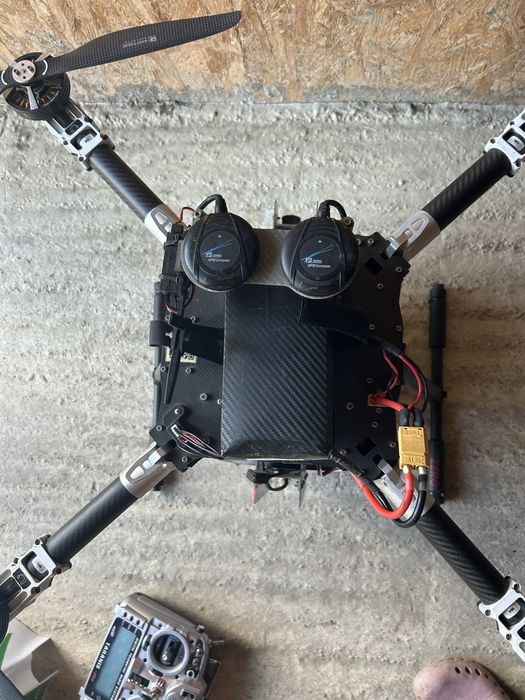 Drona agricola pentru ingrasamant solid