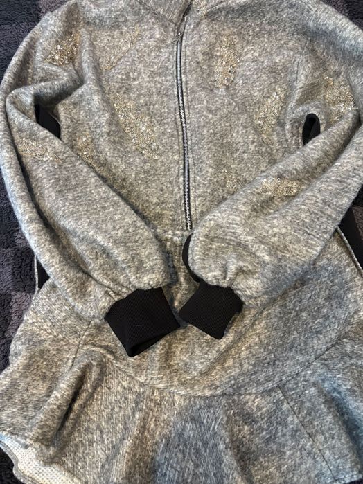 Costum format din fusta pantalon